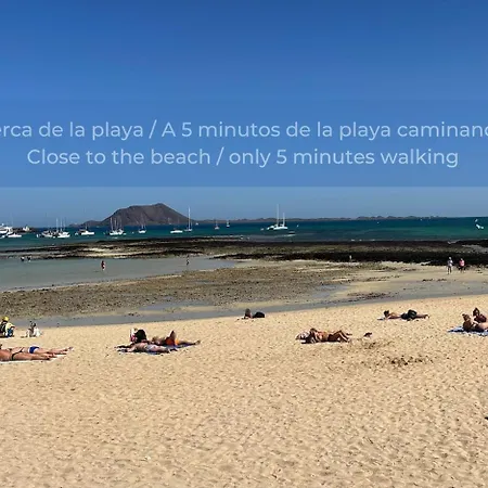 Surfer's View Pool Ac Wifi Deskterrace And Parking Corralejo