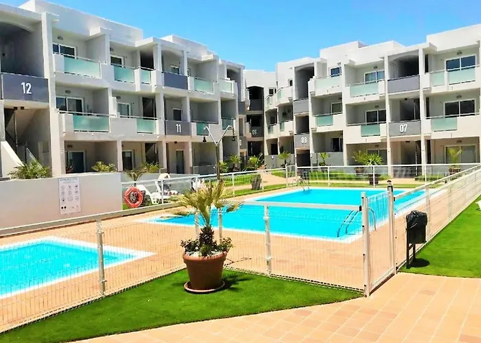Surfer's View Pool Ac Wifi Deskterrace And Parking Appartamento *