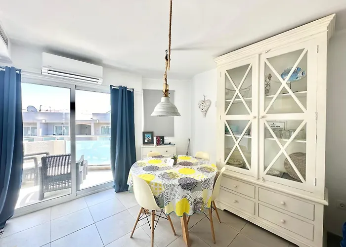 Appartamento Surfer's View Pool Ac Wifi Deskterrace And Parking