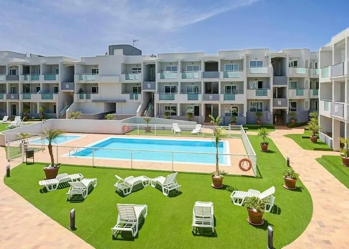 Surfer's View Pool Ac Wifi Deskterrace And Parking Appartamento Corralejo