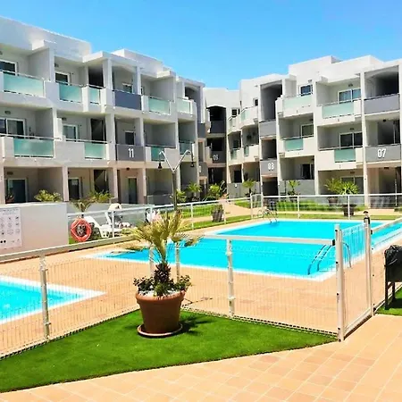Surfer's View Pool Ac Wifi Deskterrace And Parking Appartamento *