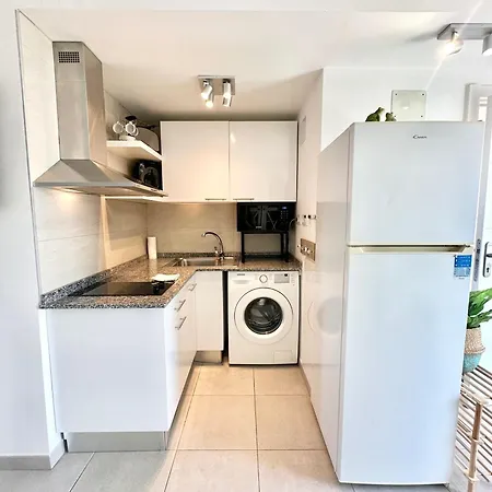 Appartamento Surfer's View Pool Ac Wifi Deskterrace And Parking