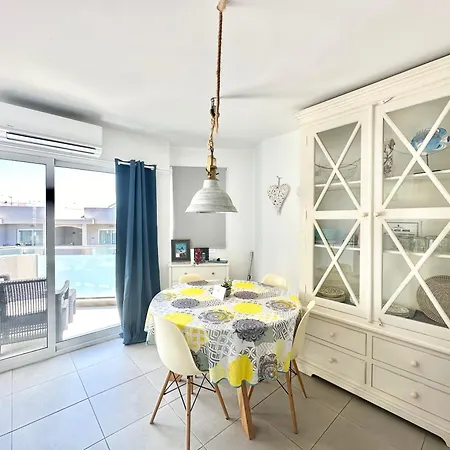 Appartamento Surfer's View Pool Ac Wifi Deskterrace And Parking
